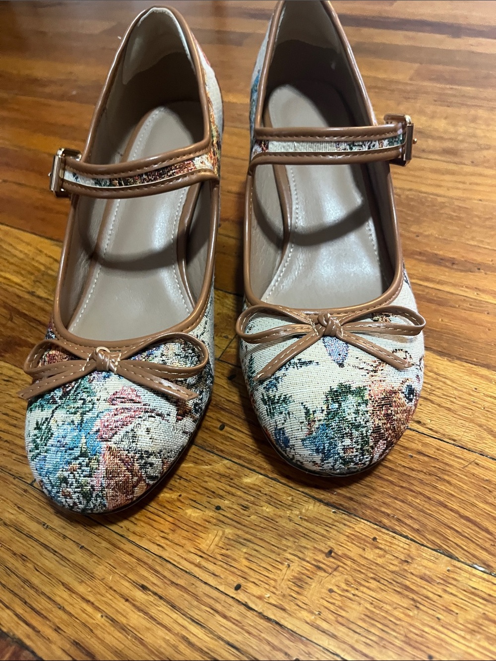 Floral Tapestry Mary Jane pumps with Tan Trim